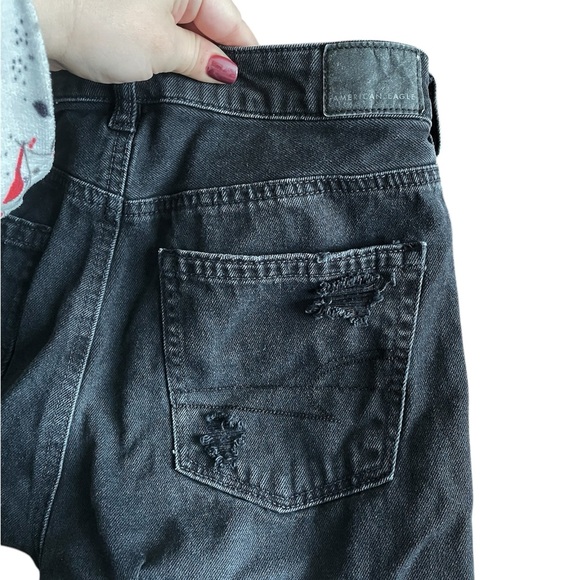 American Eagle Ripped Mom Straight Black Jeans - Picture 8 of 8